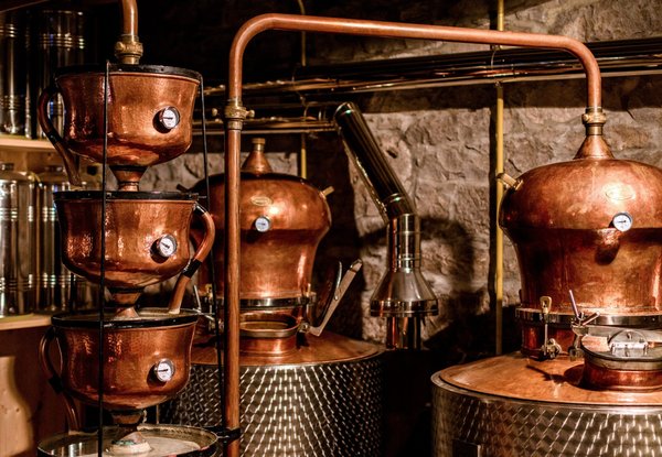 Les secrets de la distillation : de l'alambic au spiritueux