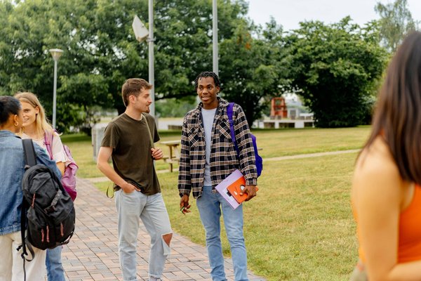 Ecole de management CEFAM : comprendre l'organisation du campus